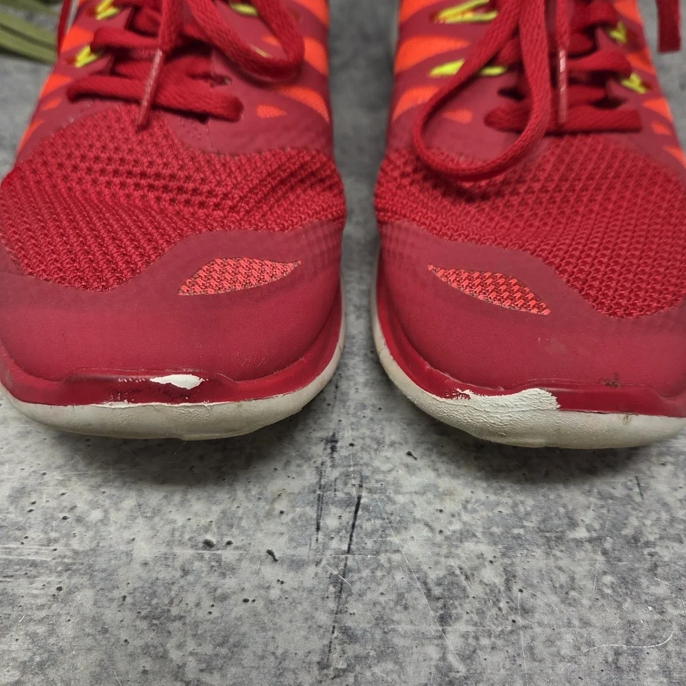 Nike Free 5.0 Red Yellow Orange Lightweight Mesh Upper Running Shoes Size 9.5